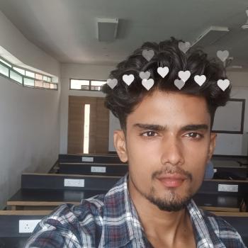 1000047592